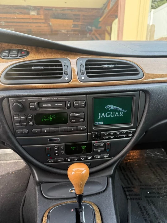 2001 Jaguar S-Type 2nd Gen - Image 8 of 10