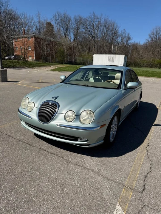 Jaguar S-Type - Image 3 of 10