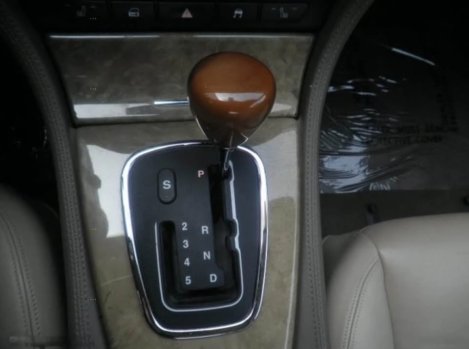 2005 Jaguar S-Type 2nd Gen - Image 3 of 5