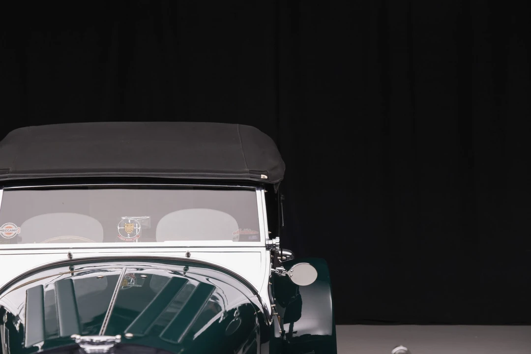 Jaguar Replica - Image 19 of 31