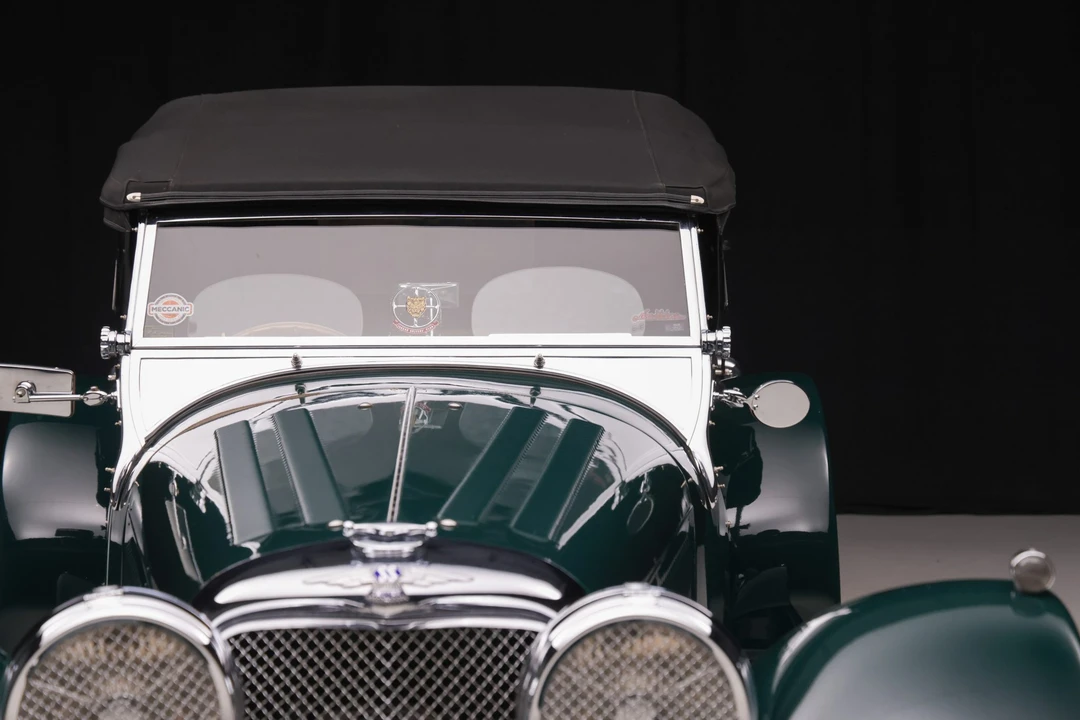 Jaguar Replica - Image 21 of 31