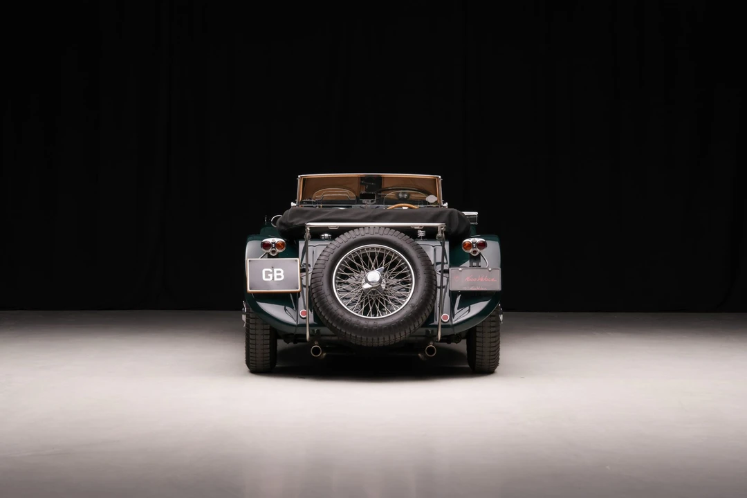 Jaguar Replica - Image 8 of 31