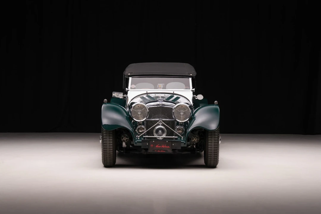 Jaguar Replica - Image 13 of 31