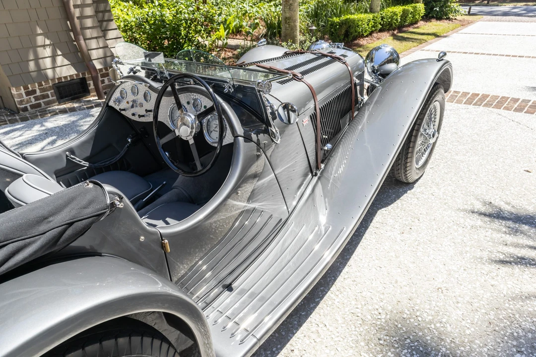 Jaguar Replica - Image 21 of 31