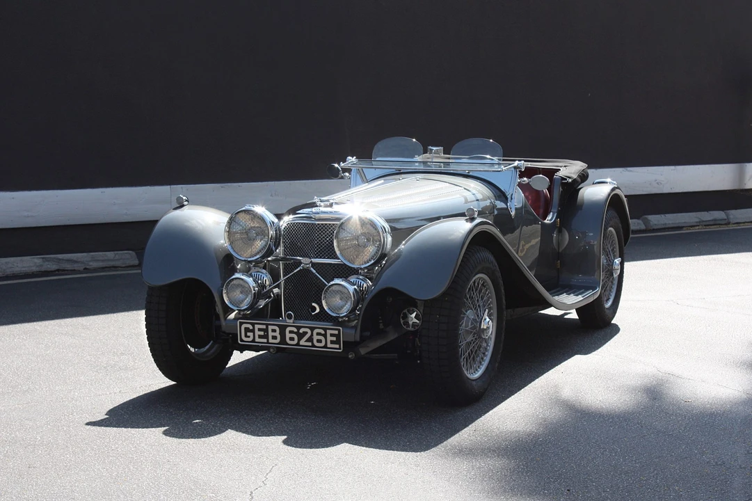 Jaguar Replica - Image 19 of 31