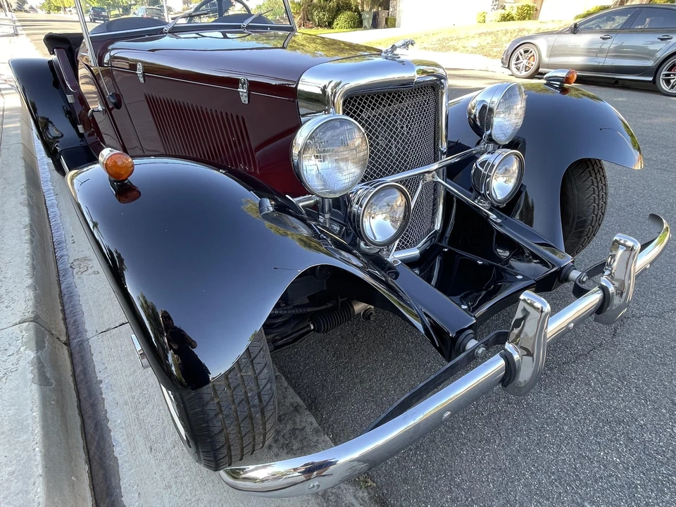 Jaguar Replica - Image 21 of 31