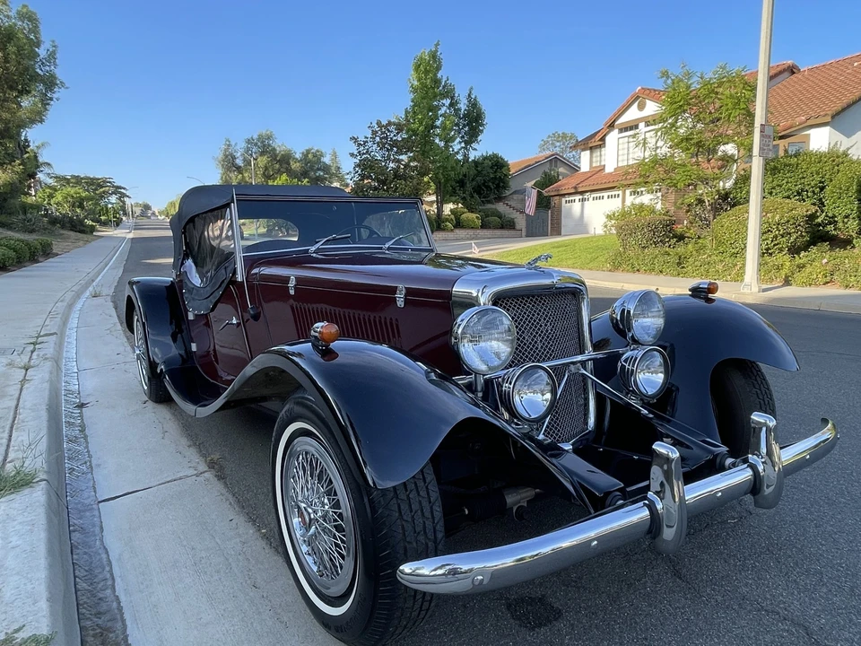 Jaguar Replica - Image 10 of 31