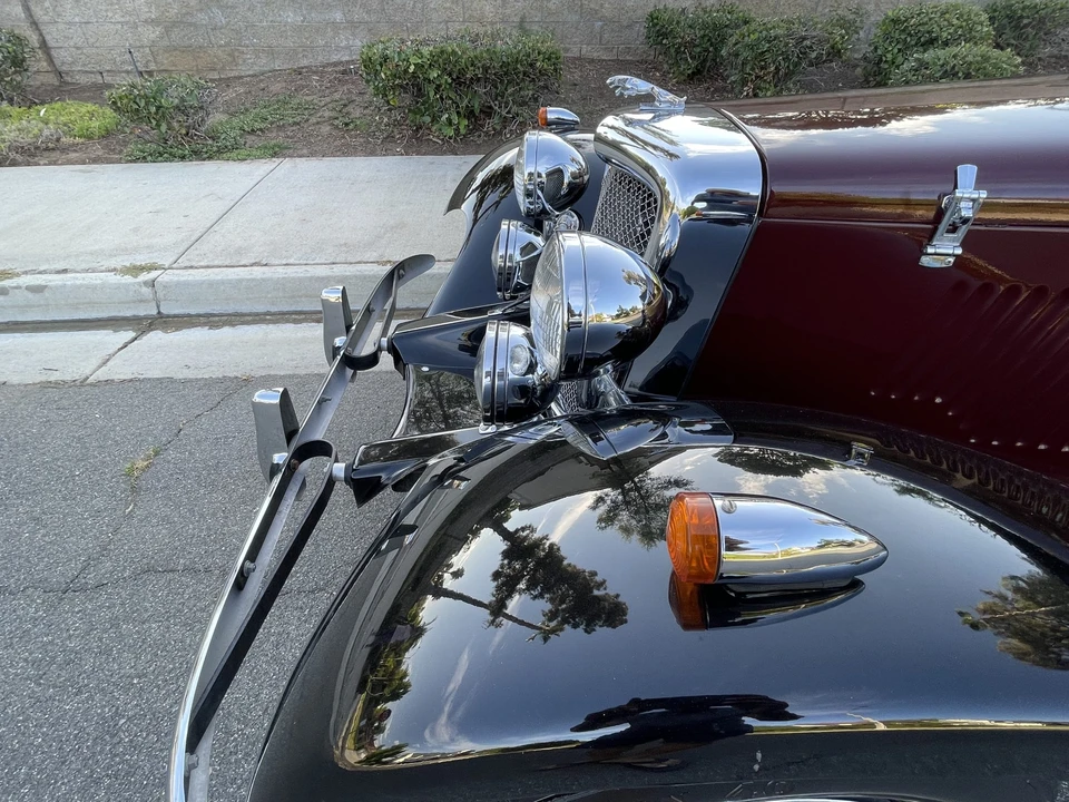 Jaguar Replica - Image 24 of 31