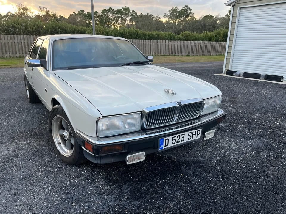 1992 Jaguar XJ40 XJ - Image 8 of 10