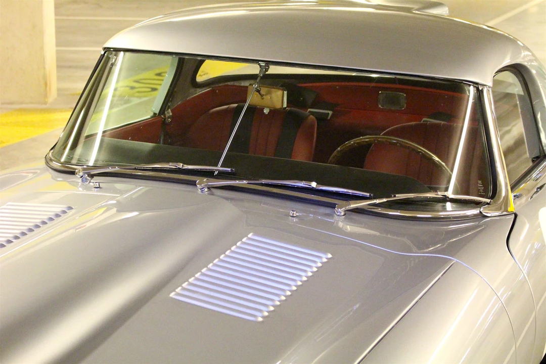 Jaguar E-Type Series 1 - Image 30 of 31