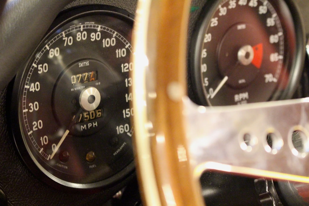 Jaguar E-Type Series 1 - Image 19 of 31