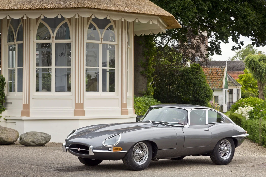 Jaguar E-Type Series 1 - Image 7 of 20