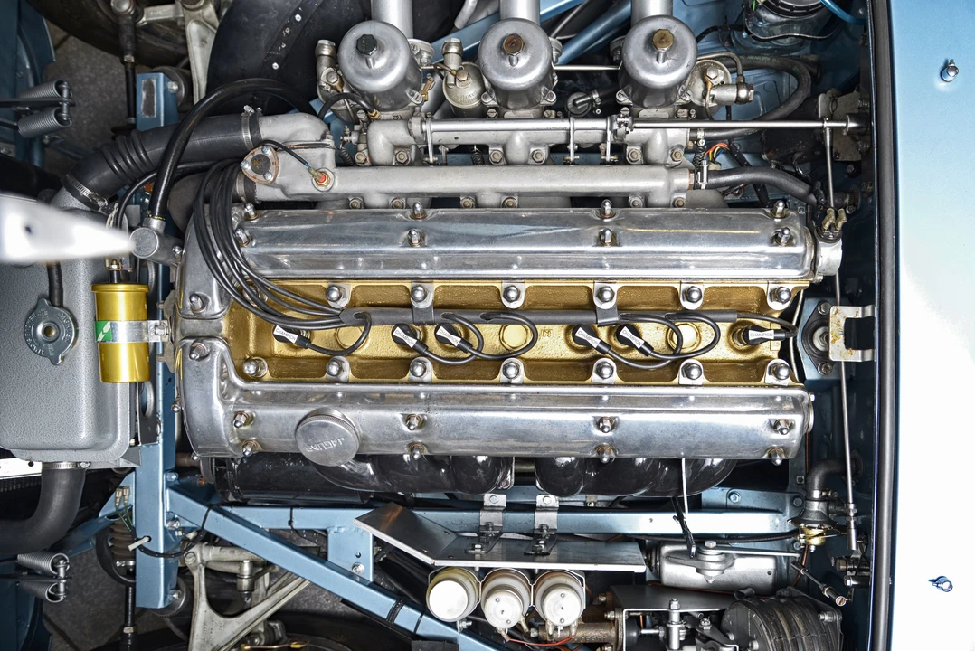 Jaguar E-Type Series 1 - Image 15 of 20