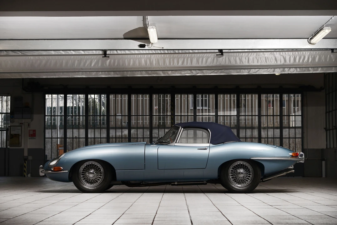 Jaguar E-Type Series 1 - Image 12 of 20