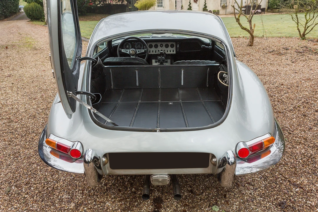 Jaguar E-Type Series 1 - Image 31 of 31