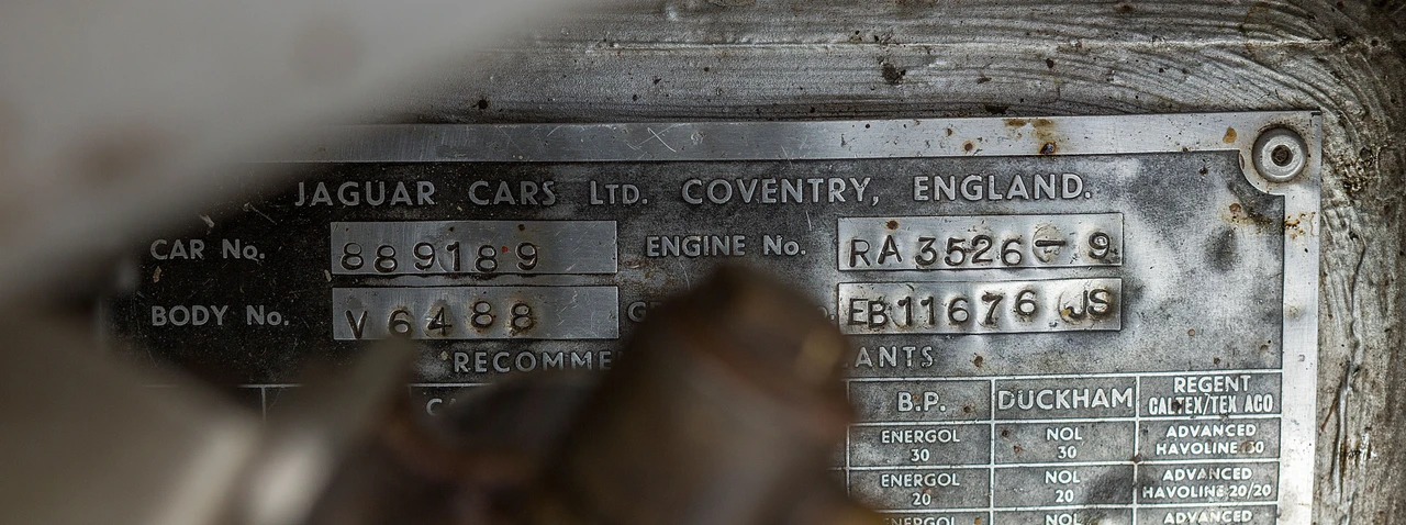 Jaguar E-Type Series 1 - Image 29 of 31