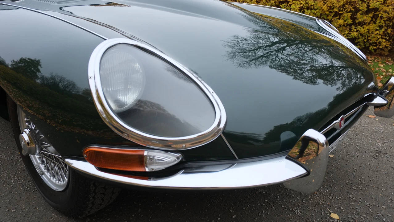 Jaguar E-Type Series 1 - Image 21 of 22