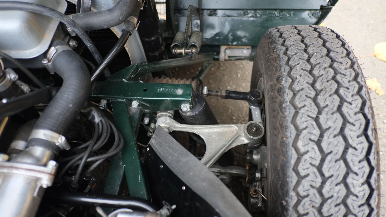 Jaguar E-Type Series 1 - Image 16 of 22
