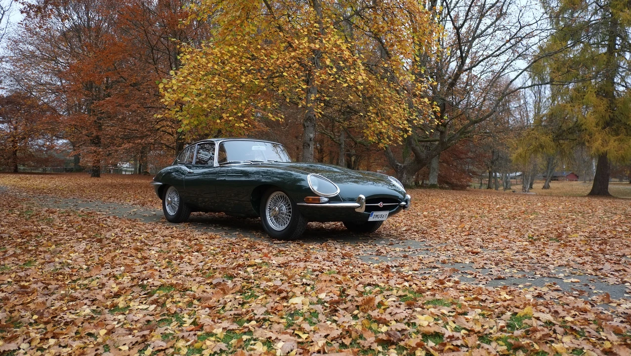 Jaguar E-Type Series 1 - Image 7 of 22