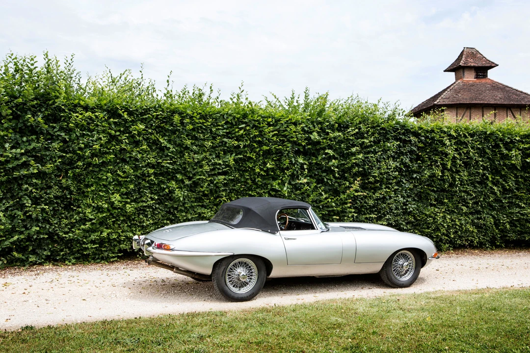 Jaguar E-Type Series 1 - Image 7 of 19