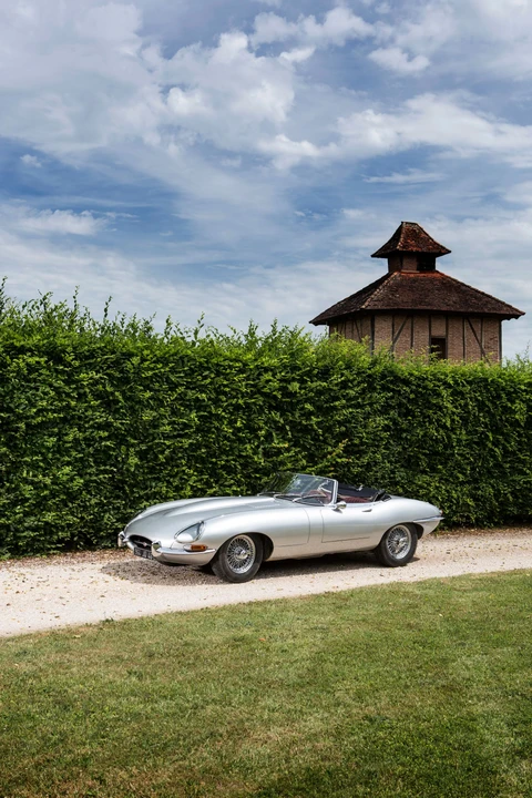 Jaguar E-Type Series 1 - Image 2 of 19