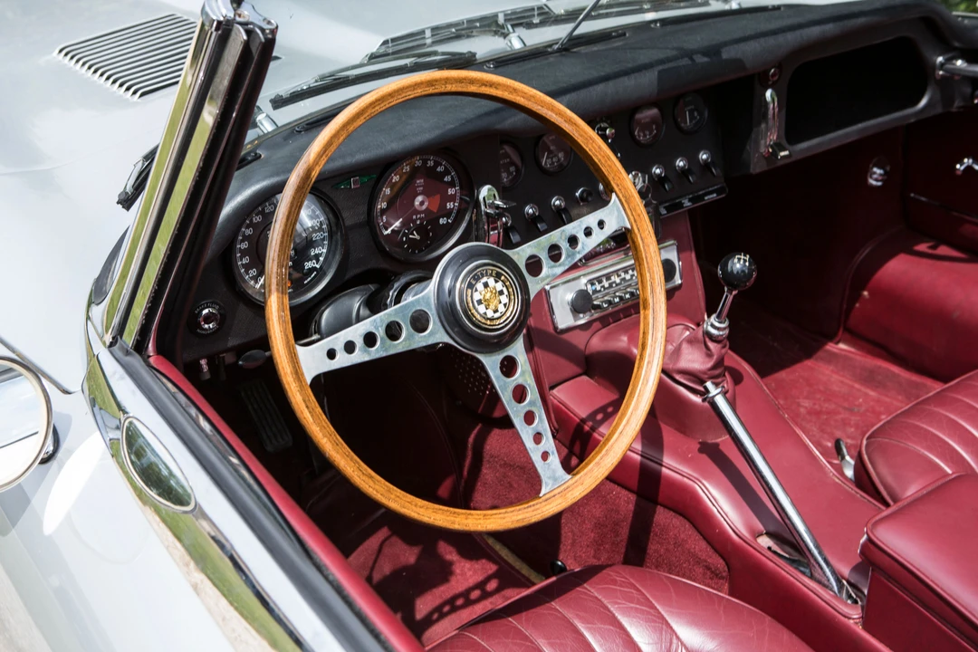 Jaguar E-Type Series 1 - Image 11 of 19