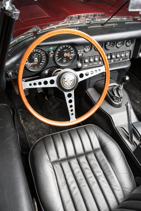Jaguar E-Type Series 2 - Image 7 of 14