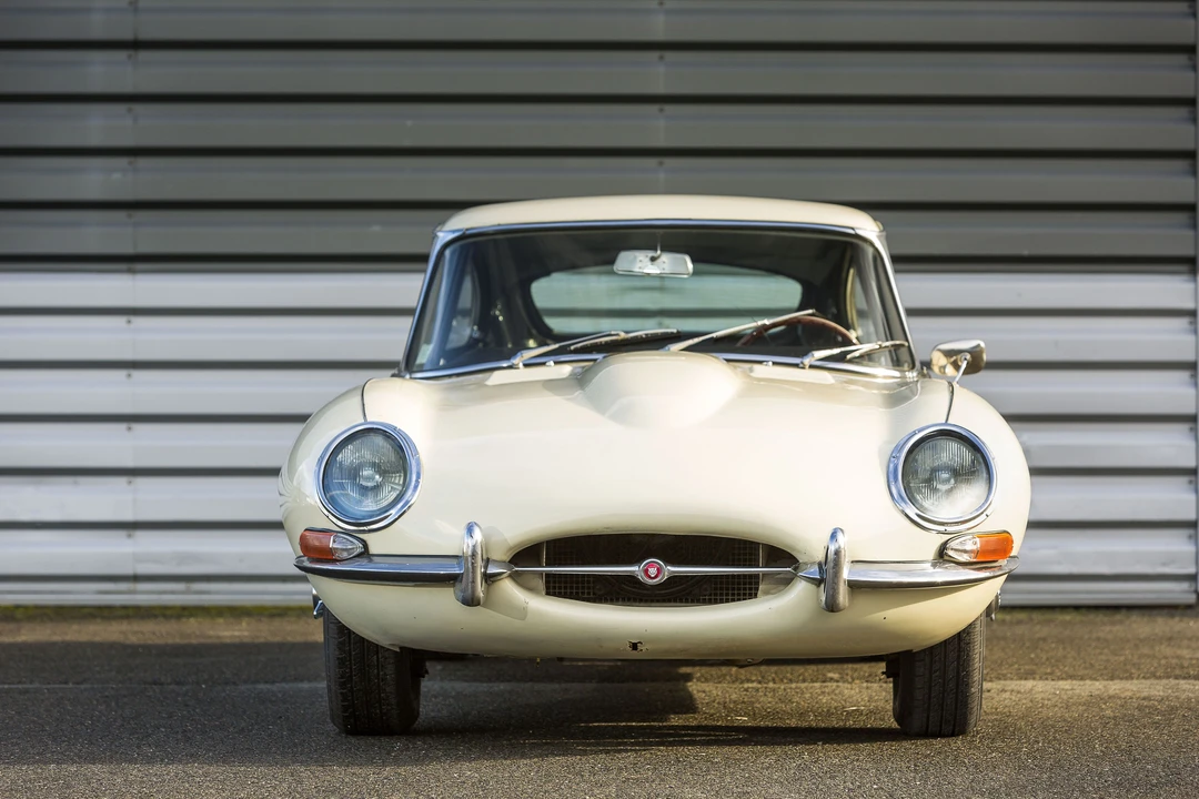 Jaguar E-Type Series 1 2+2 - Image 7 of 30