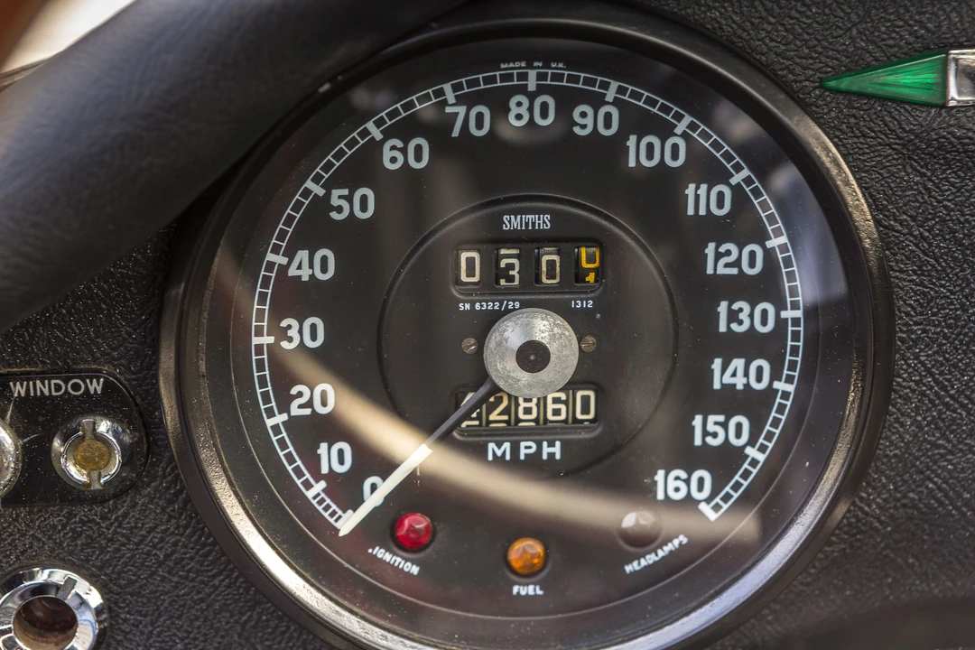 Jaguar E-Type Series 1 2+2 - Image 21 of 30