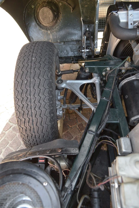 Jaguar E-Type Series 1 - Image 16 of 30