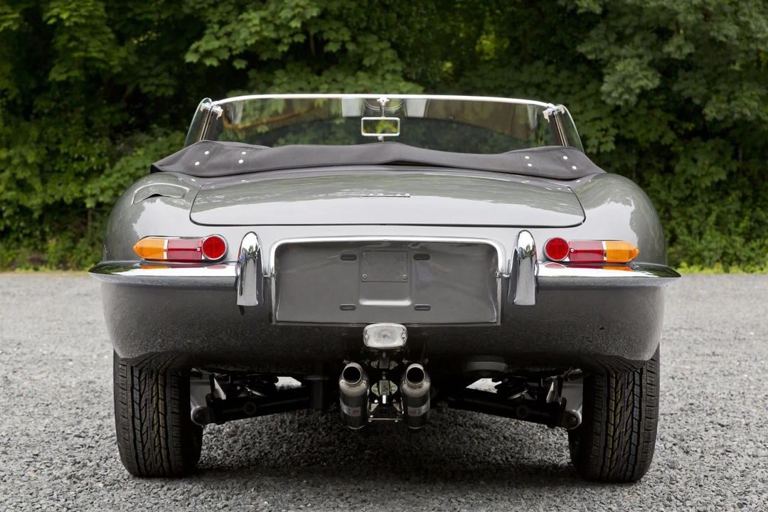 Jaguar E-Type Series 1 - Image 5 of 19