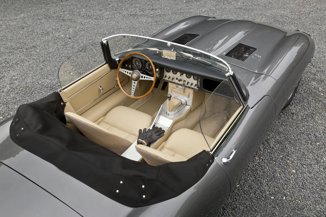 Jaguar E-Type Series 1 - Image 8 of 19