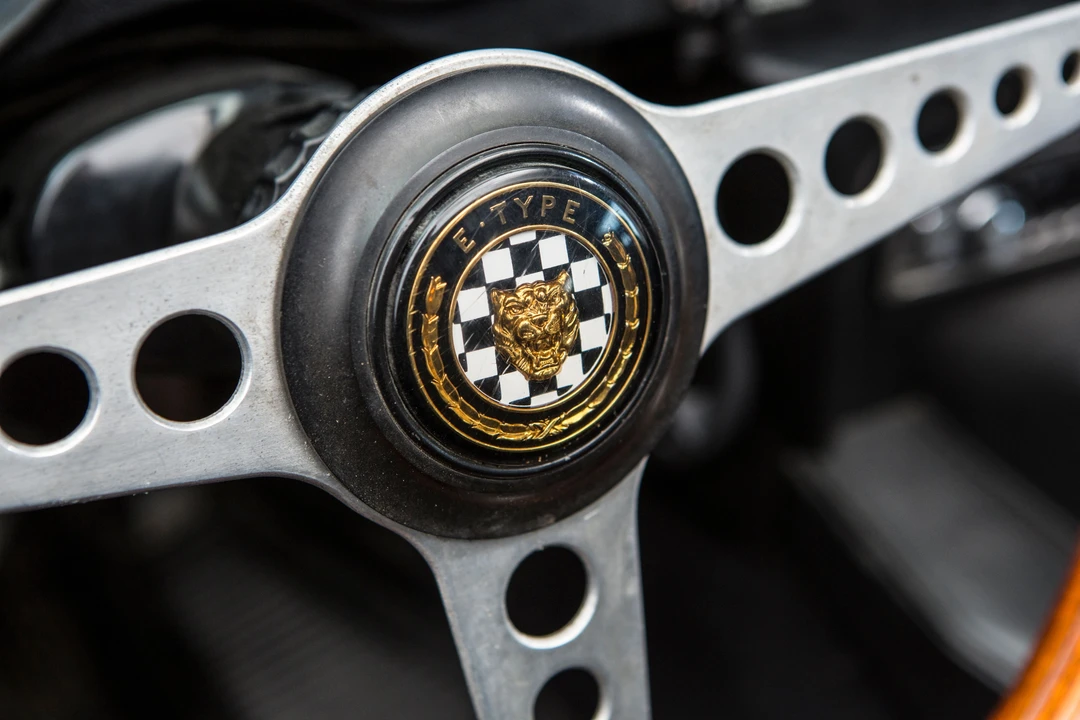 1974 Jaguar E-Type Series 2 - Image 5 of 8