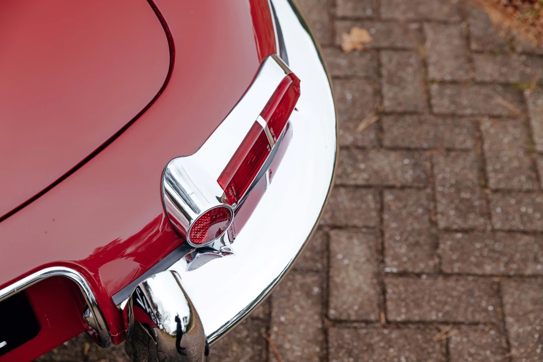 Jaguar E-Type Series 1 - Image 17 of 18