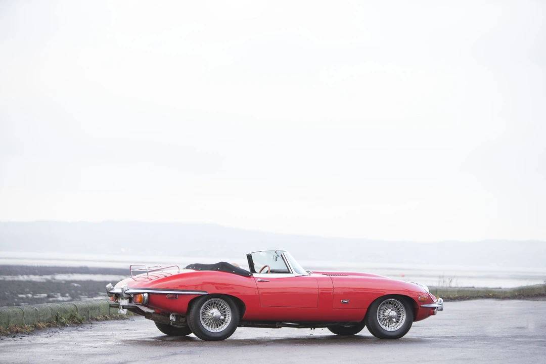 Jaguar E-Type Series 2 - Image 2 of 26