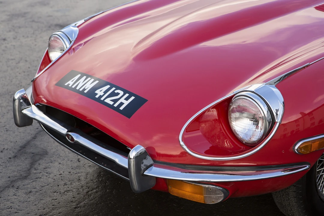 Jaguar E-Type Series 2 - Image 21 of 26