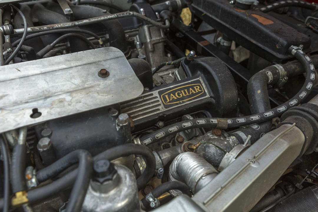 Jaguar E-Type Series 3 V12 - Image 24 of 28