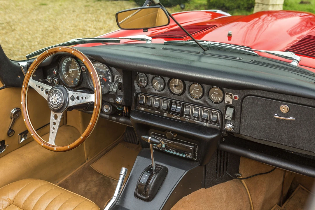 Jaguar E-Type Series 3 V12 - Image 12 of 28