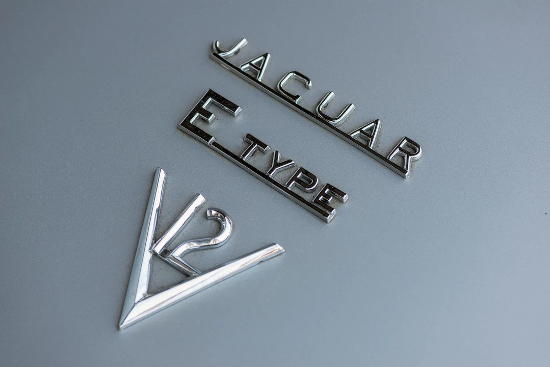 Jaguar E-Type Series 3 V12 - Image 24 of 24