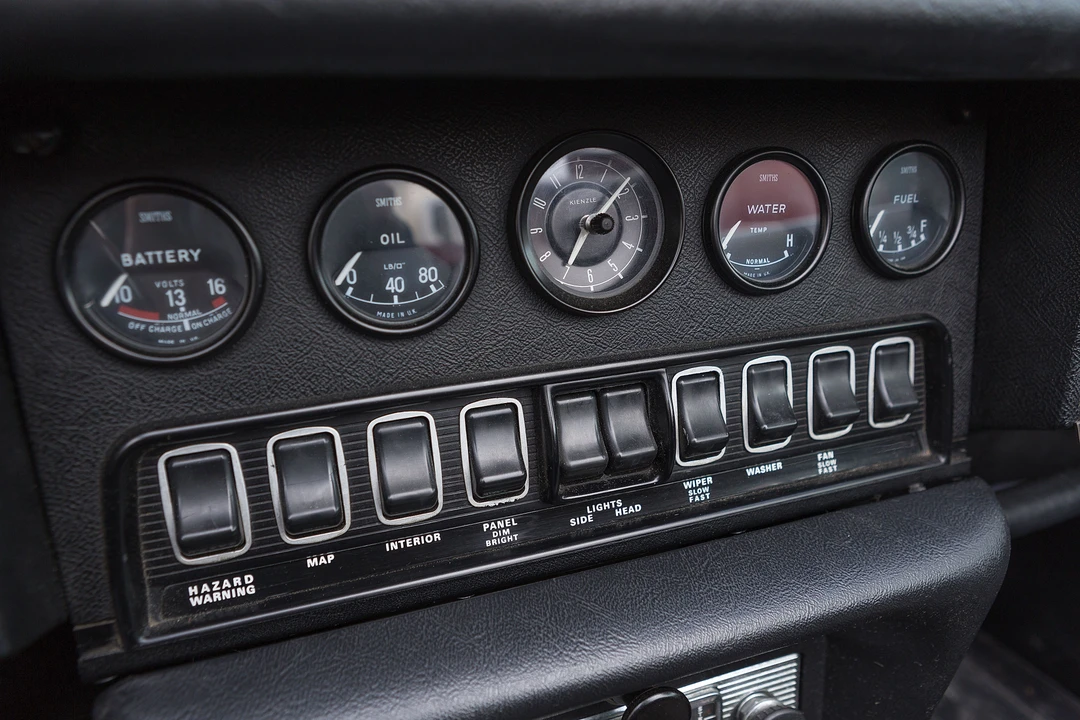 Jaguar E-Type Series 3 V12 - Image 21 of 24