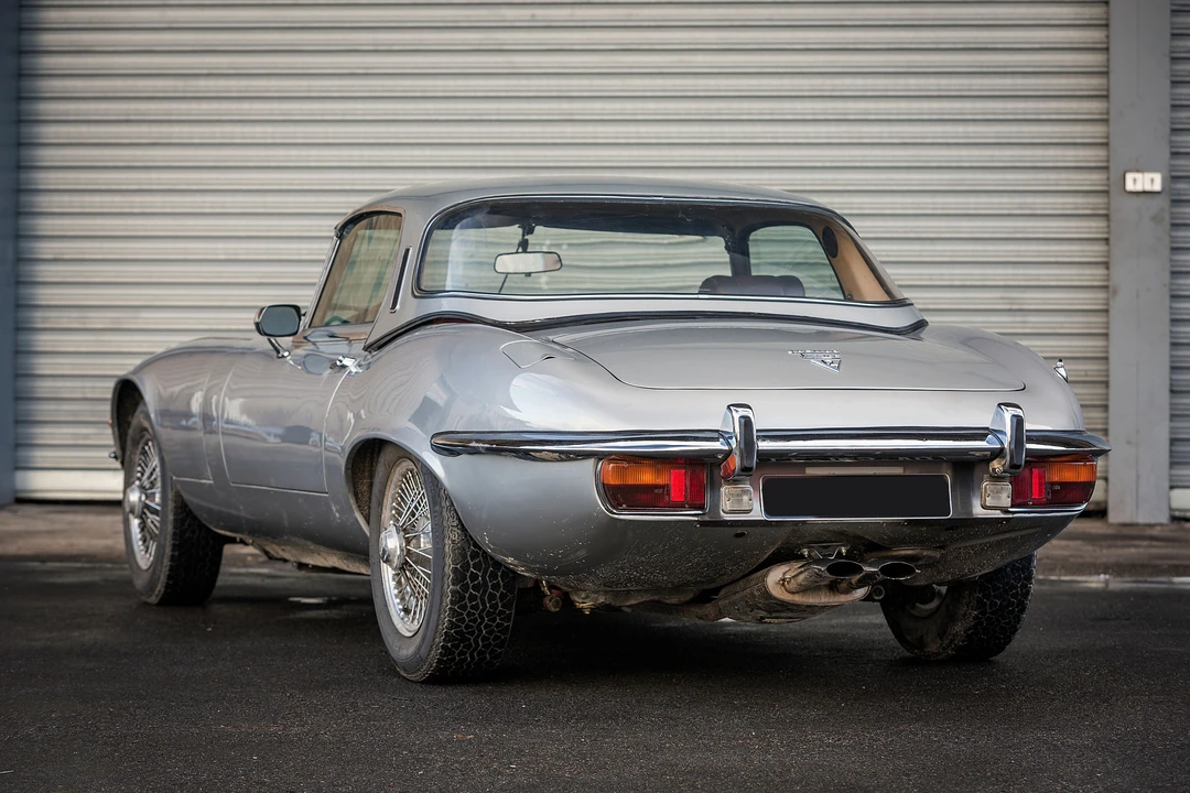 Jaguar E-Type Series 3 V12 - Image 8 of 24