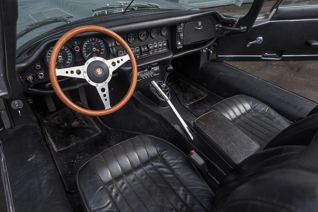Jaguar E-Type Series 3 V12 - Image 9 of 24