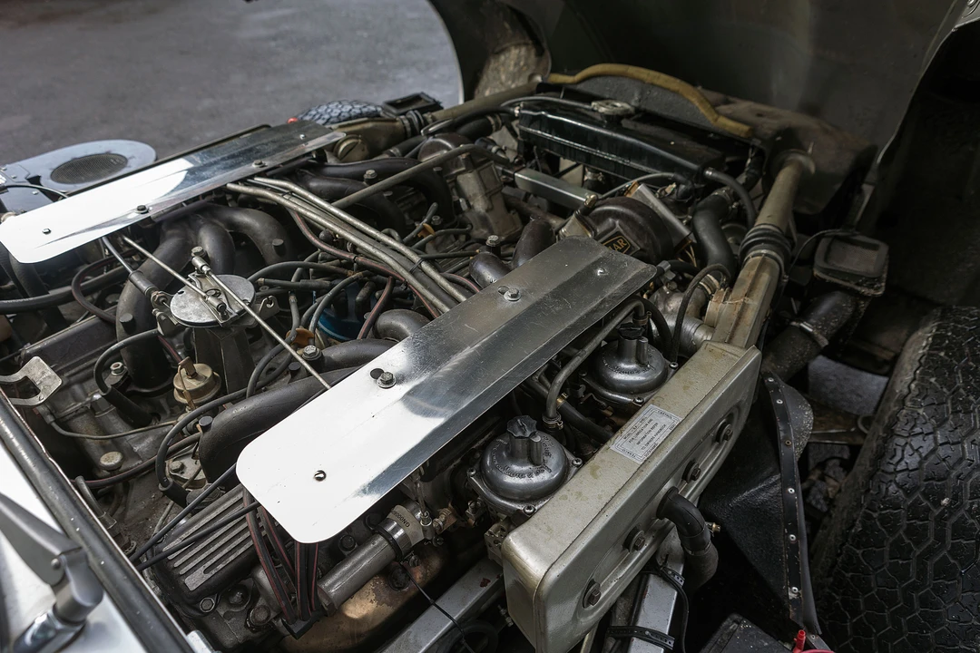 Jaguar E-Type Series 3 V12 - Image 16 of 24