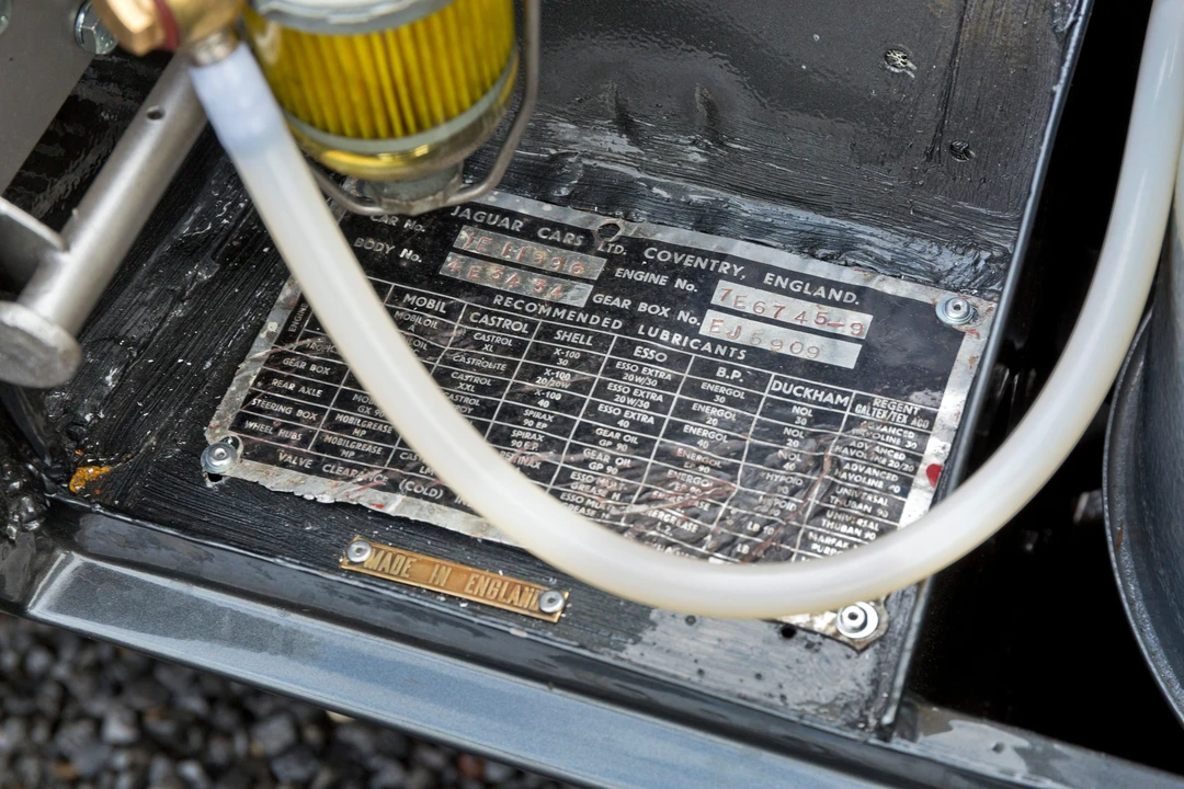 Jaguar E-Type Series 1 - Image 20 of 22