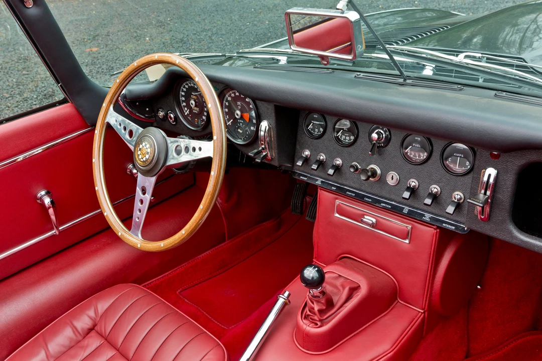 Jaguar E-Type Series 1 - Image 12 of 22