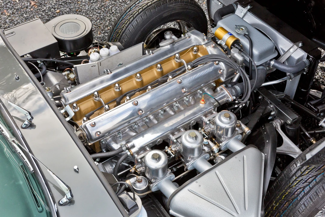 Jaguar E-Type Series 1 - Image 17 of 22