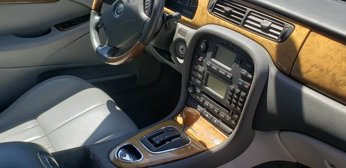 2003 Jaguar S-Type 2nd Gen - Image 15 of 19