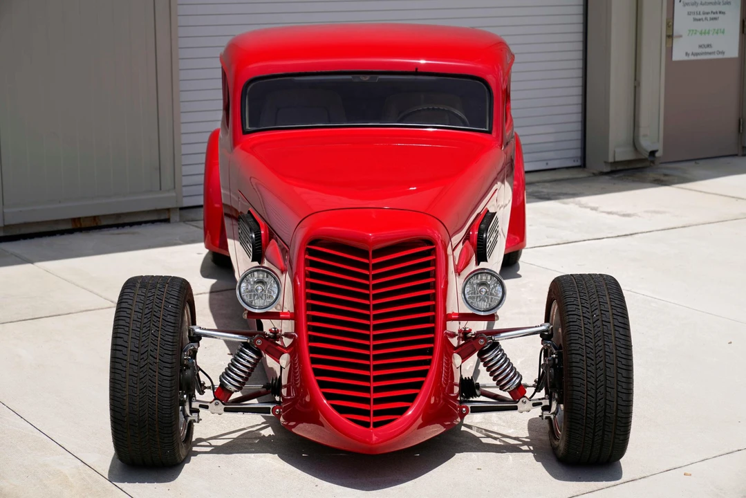 Ford Hot Rod - Image 16 of 31