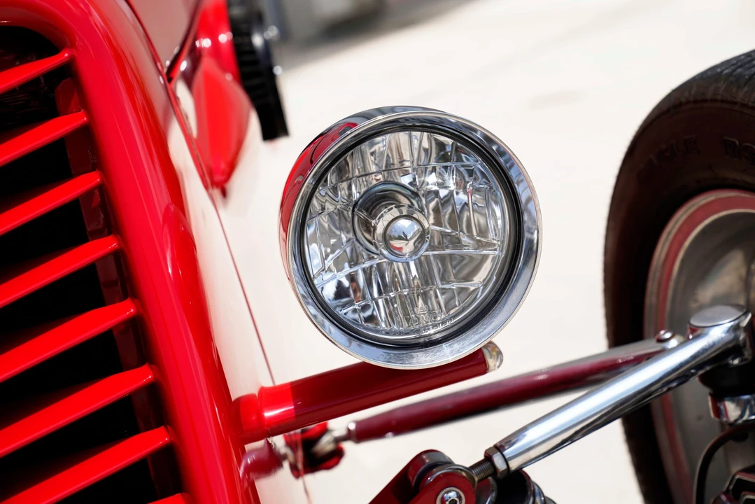 Ford Hot Rod - Image 25 of 31