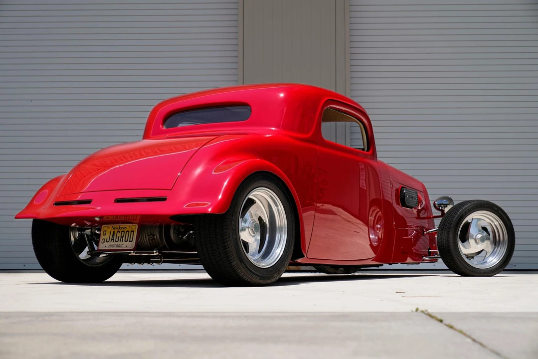 Ford Hot Rod - Image 11 of 31